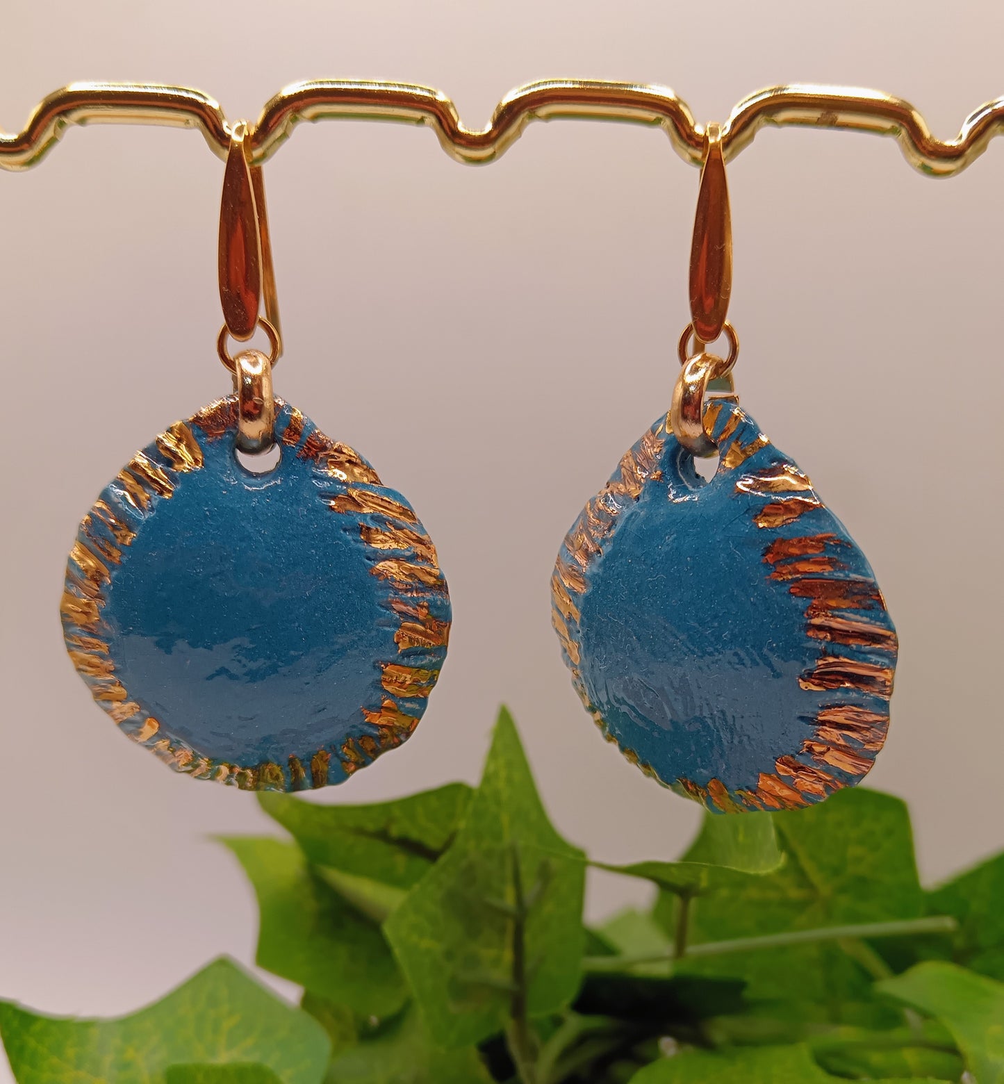 Orecchini pendenti goccia larga