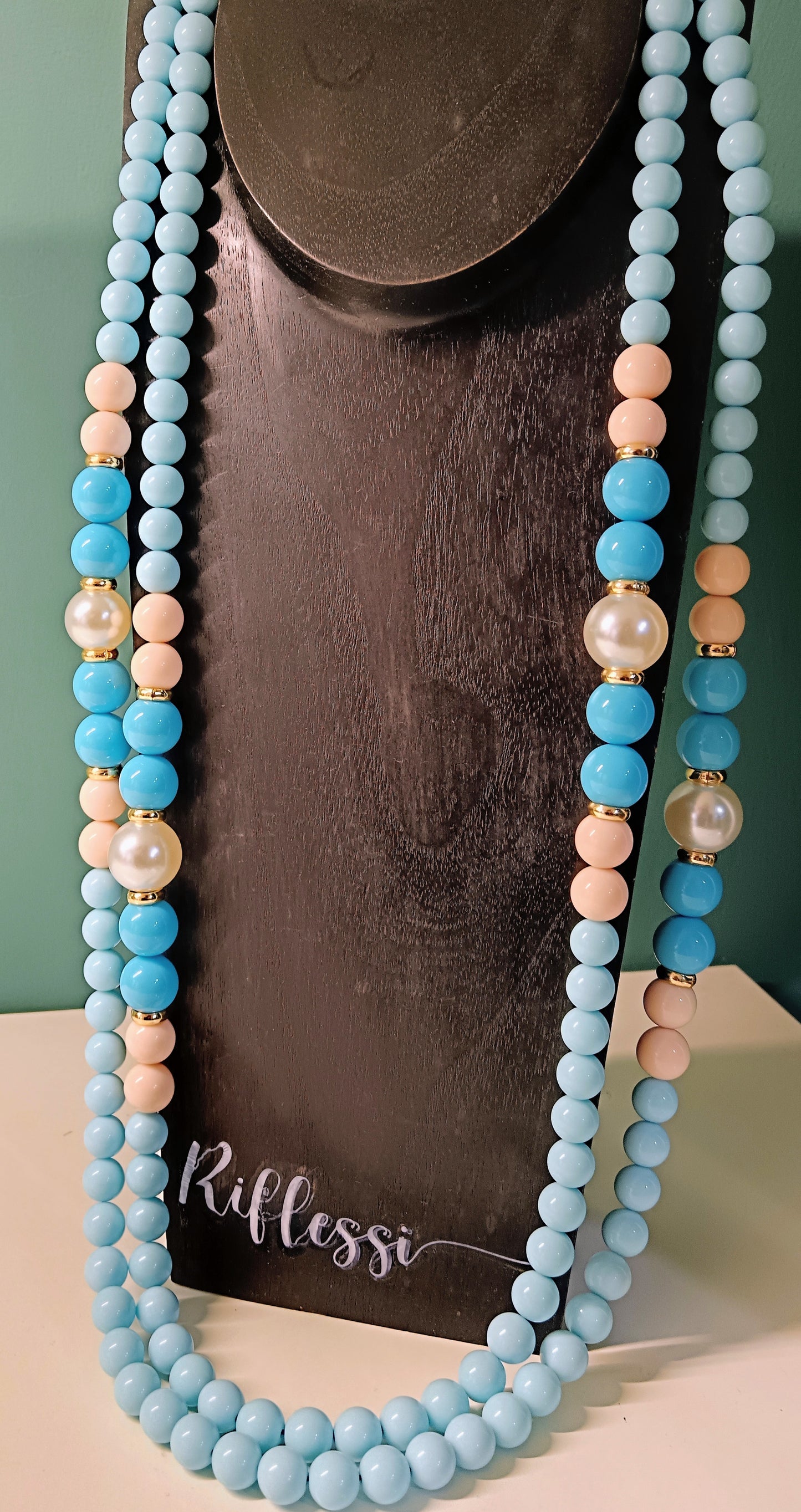 Collana artigianale a due giri STACCABILI con boule in resina