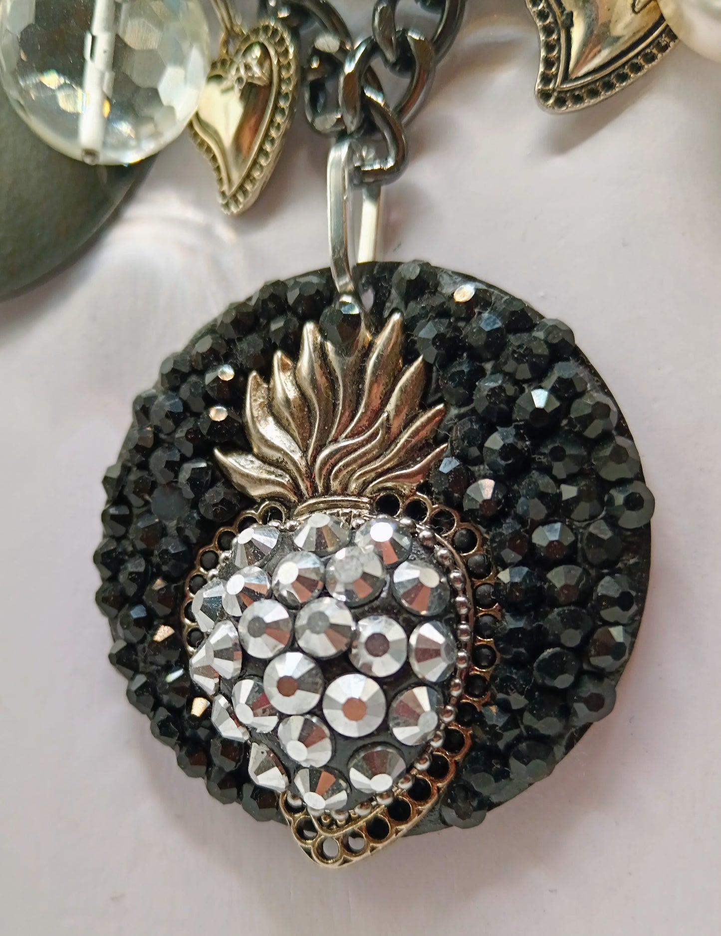 Girogola cuore sacro con catene multigiro