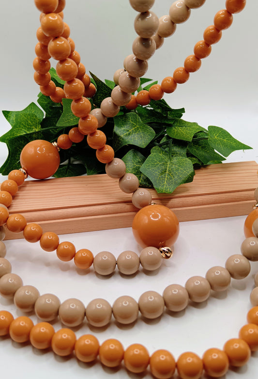 Collana artigianale a due giri STACCABILI con boule in resina